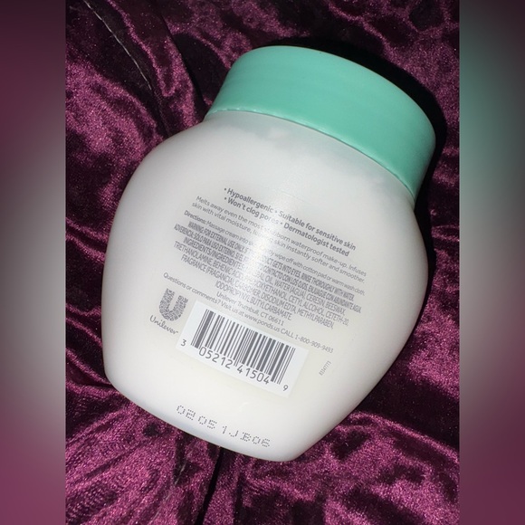 New Pond’s Cold Cream Makeup Remover - Picture 2 of 3